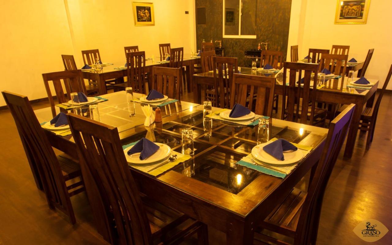 Grand Detagamuwa Hotel Kataragama Exterior photo